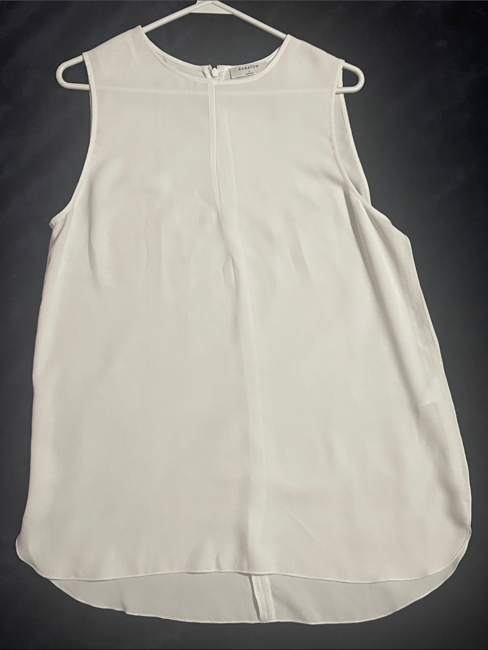 Babaton by Aritzia White Sleeveless High-Low Shell Blouse